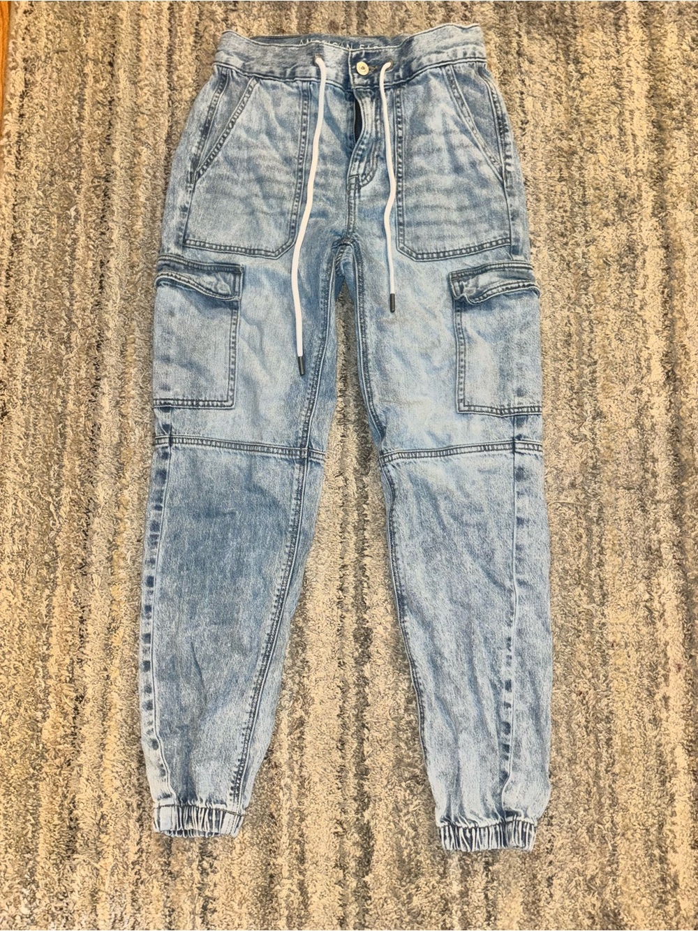 American Eagle Cargo Jogger Jeans - Casual Drawstring Denim